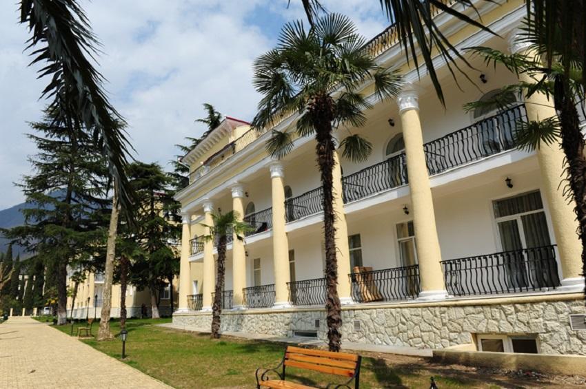 Hotel Lazurniy Bereg Gagra Exterior foto