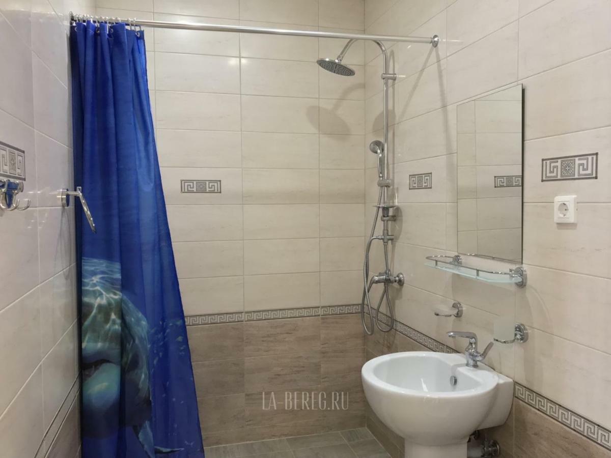 Hotel Lazurniy Bereg Gagra Exterior foto