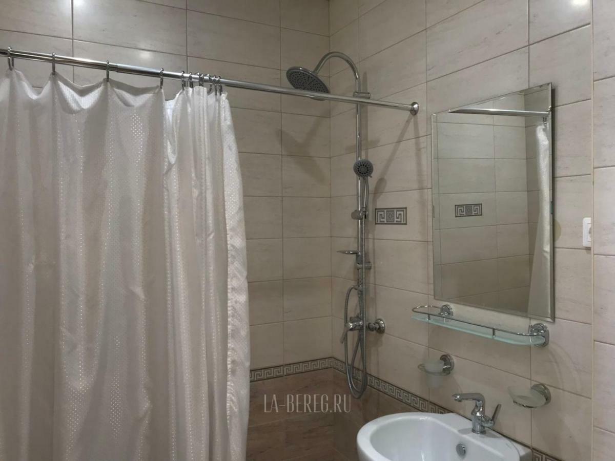 Hotel Lazurniy Bereg Gagra Exterior foto